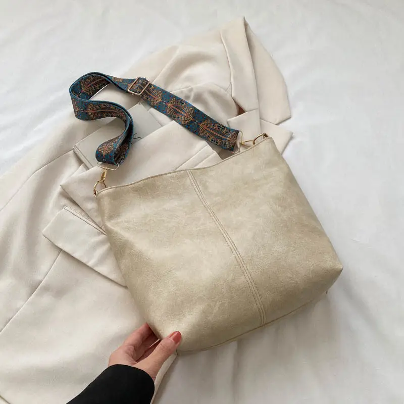 Retro Brown Leather Shoulder Bag for Women 2024 Winter - Image 2