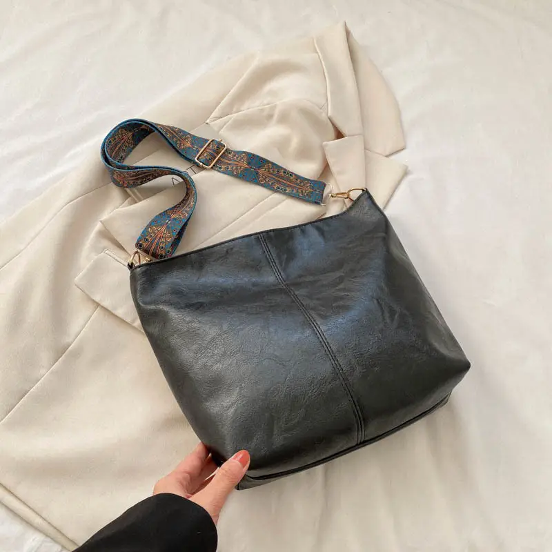Retro Brown Leather Shoulder Bag for Women 2024 Winter - Image 3