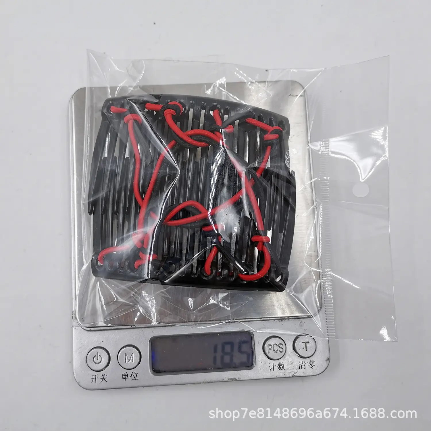 Cross-Crystal Hair Comb with Red Elastic Rope Curler — feature 10