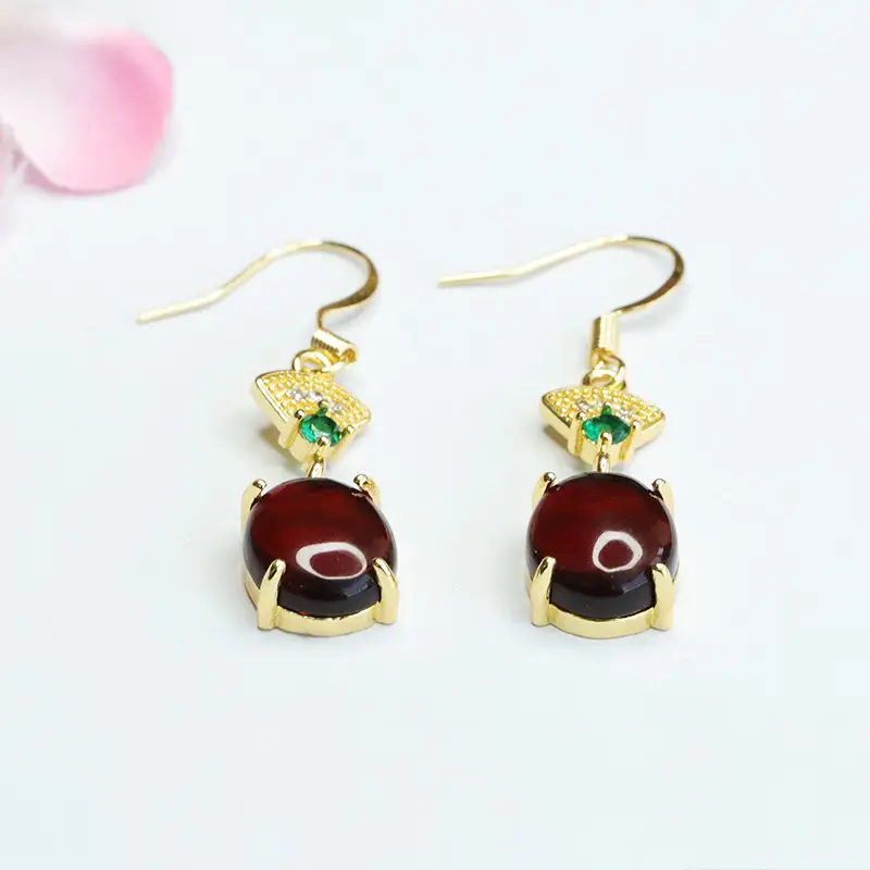 Guan Yu Natural Amber Fan Shaped Earrings — feature 4