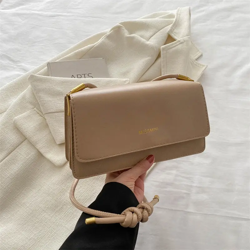 2024 Winter Niche Shoulder Messenger Bag Beige - Image 4