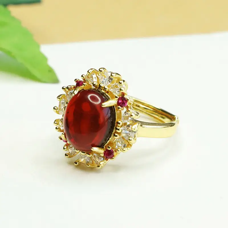 Aiyu Red Amber Claw Setting Ring for Women - Image 3