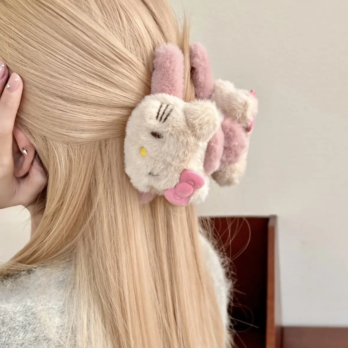 Cute Plush Kitty Hair Clip Autumn Winter Kawaii - Image 7