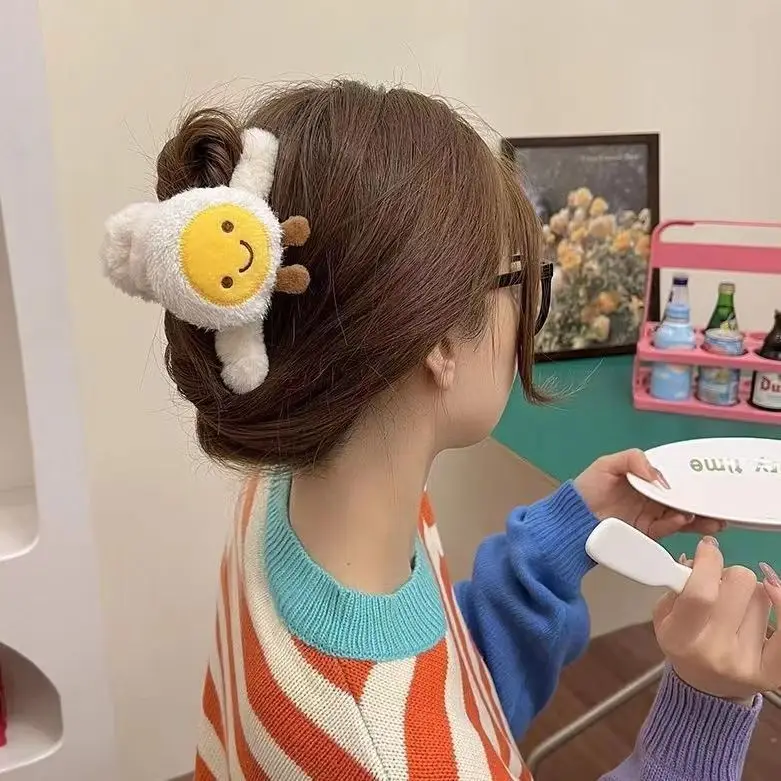 Cute Plush Kitty Hair Clip Autumn Winter Kawaii - Image 3
