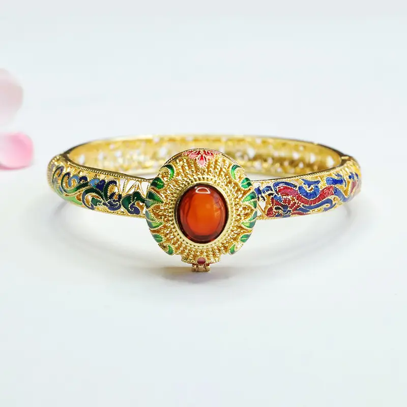 Guan Yu Amber Blood Bracelet Dragon Phoenix Design — feature 4