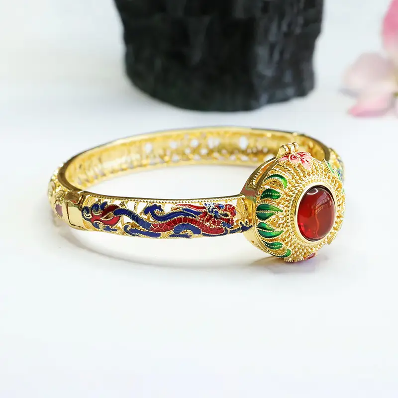 Guan Yu Amber Blood Bracelet Dragon Phoenix Design — feature 7