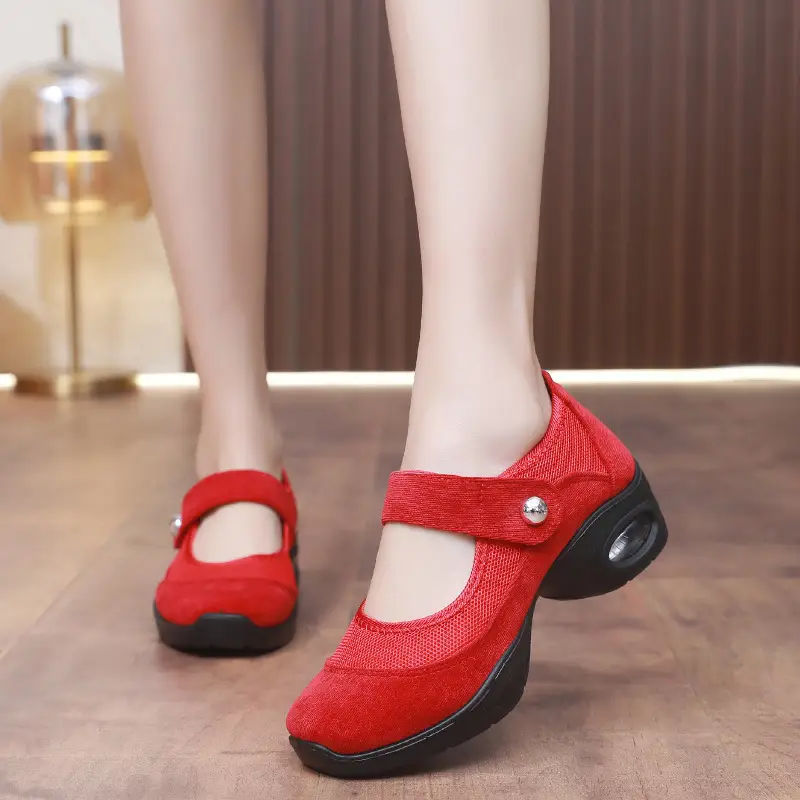 Dancing Shoes Women's Comfortable Soft Sole Square Dancing Women's Shoes Mesh Shoes for Moms Old Beijing Cloth Shoes Thick Sole Work Shoes - Image 4