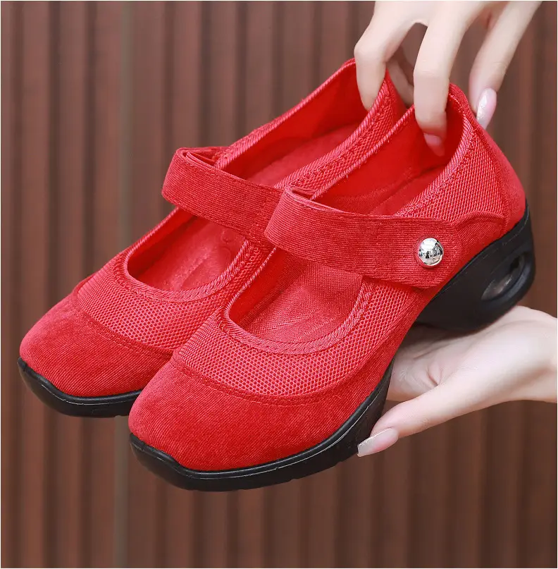 Dancing Shoes Women's Comfortable Soft Sole Square Dancing Women's Shoes Mesh Shoes for Moms Old Beijing Cloth Shoes Thick Sole Work Shoes — feature 14