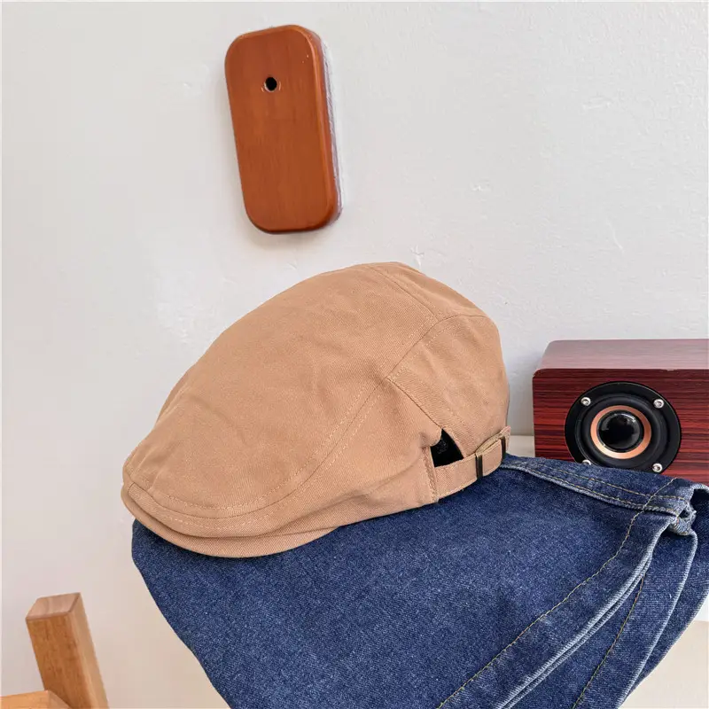 Peaked Cap Men Women Street Casual Artistic Retro - Image 3