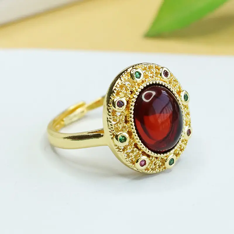 Aiyu Natural Amber Ring with Green Stones Ethnic Style — feature 7