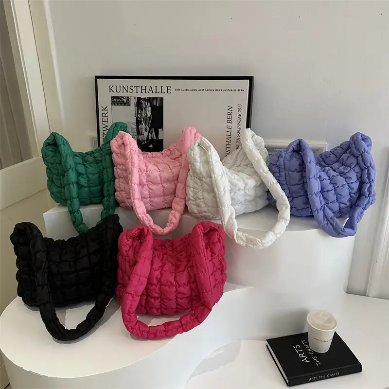 Black Pleated Bubble Shoulder Bag for Women - Image 7