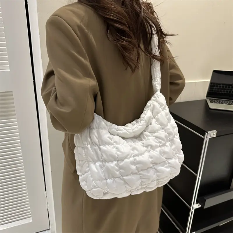 Black Pleated Bubble Shoulder Bag for Women - Image 10