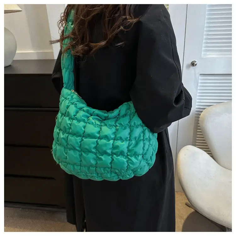 Black Pleated Bubble Shoulder Bag for Women — feature 15