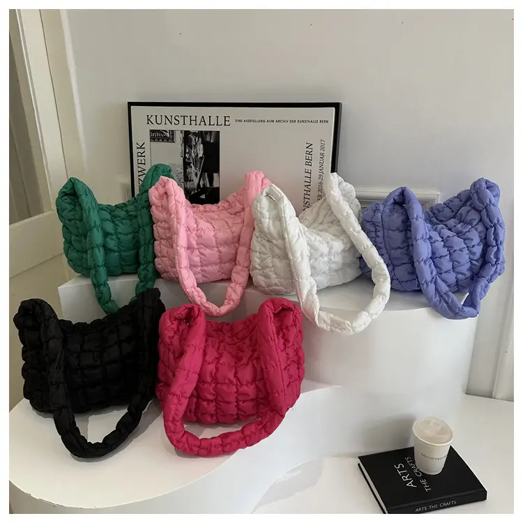 Black Pleated Bubble Shoulder Bag for Women — feature 27