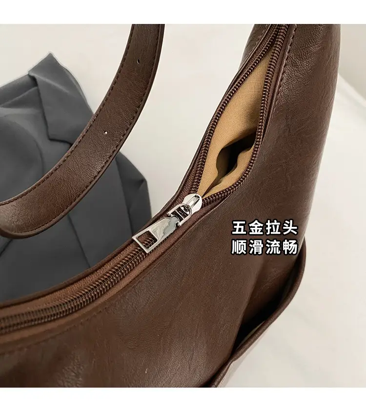 Large Capacity Soft Leather Shoulder Bag Brown 2023 — feature 3