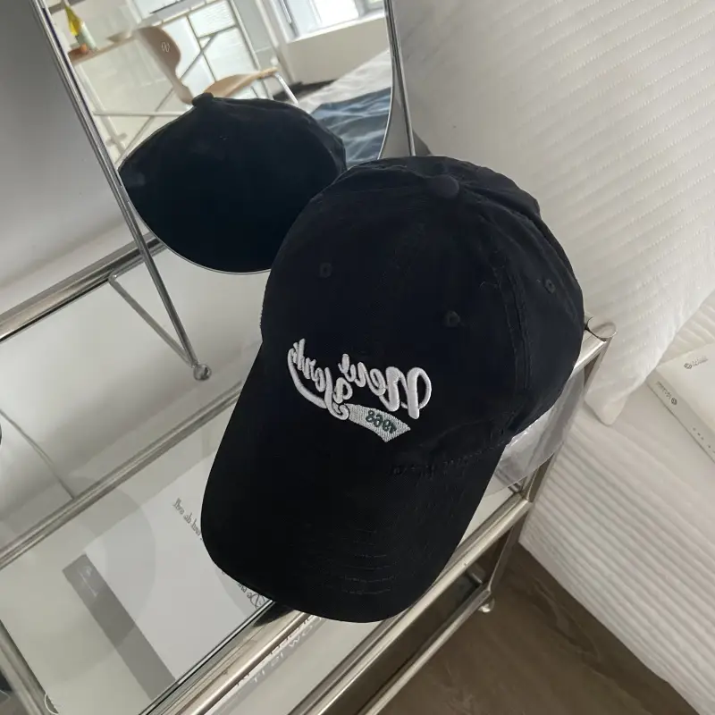 Women's Beige Letter Peak Cap Big Head Baseball Cap