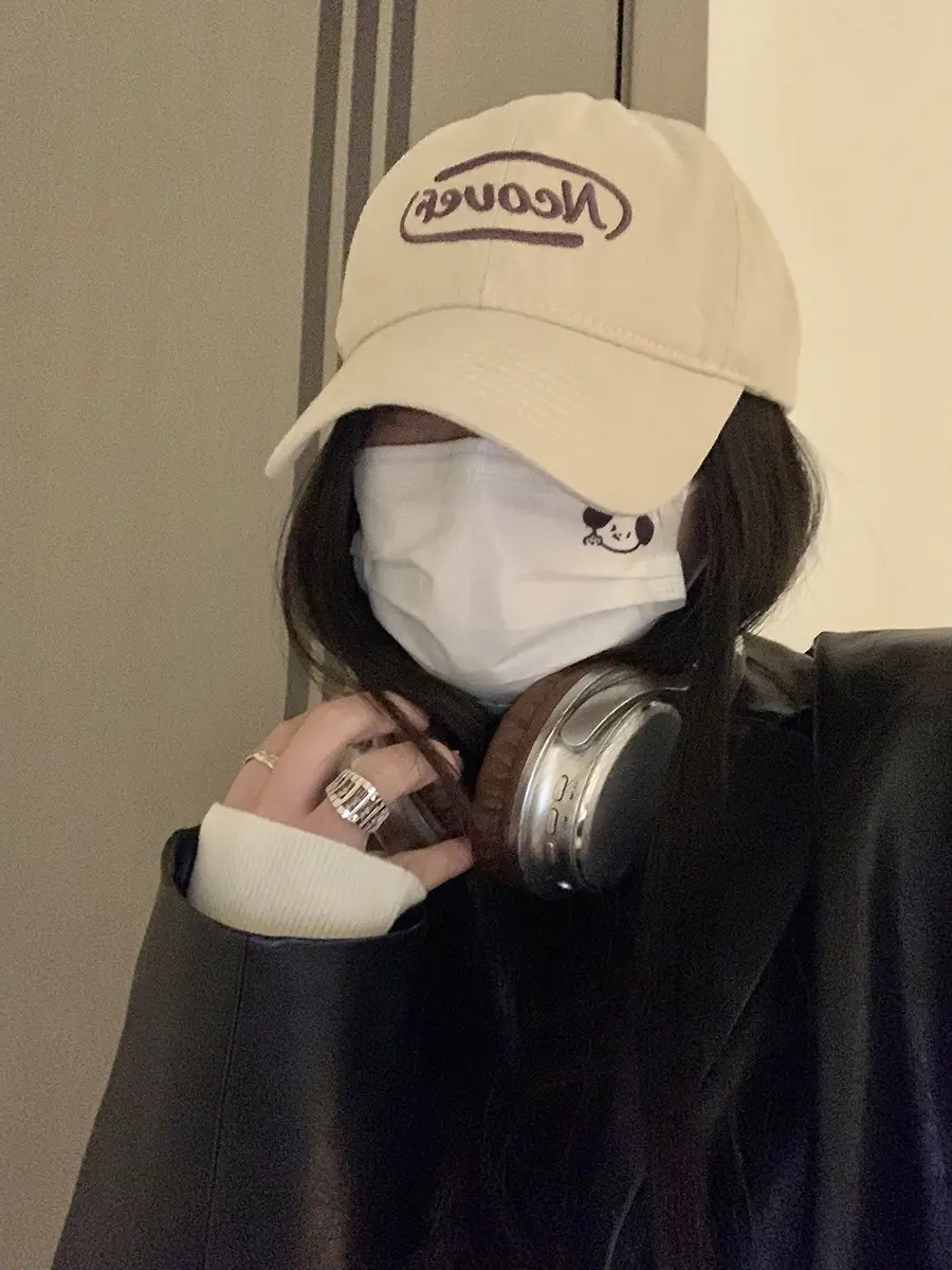 Women's Letter Embroidered Beige Cap Winter Casual - Image 2
