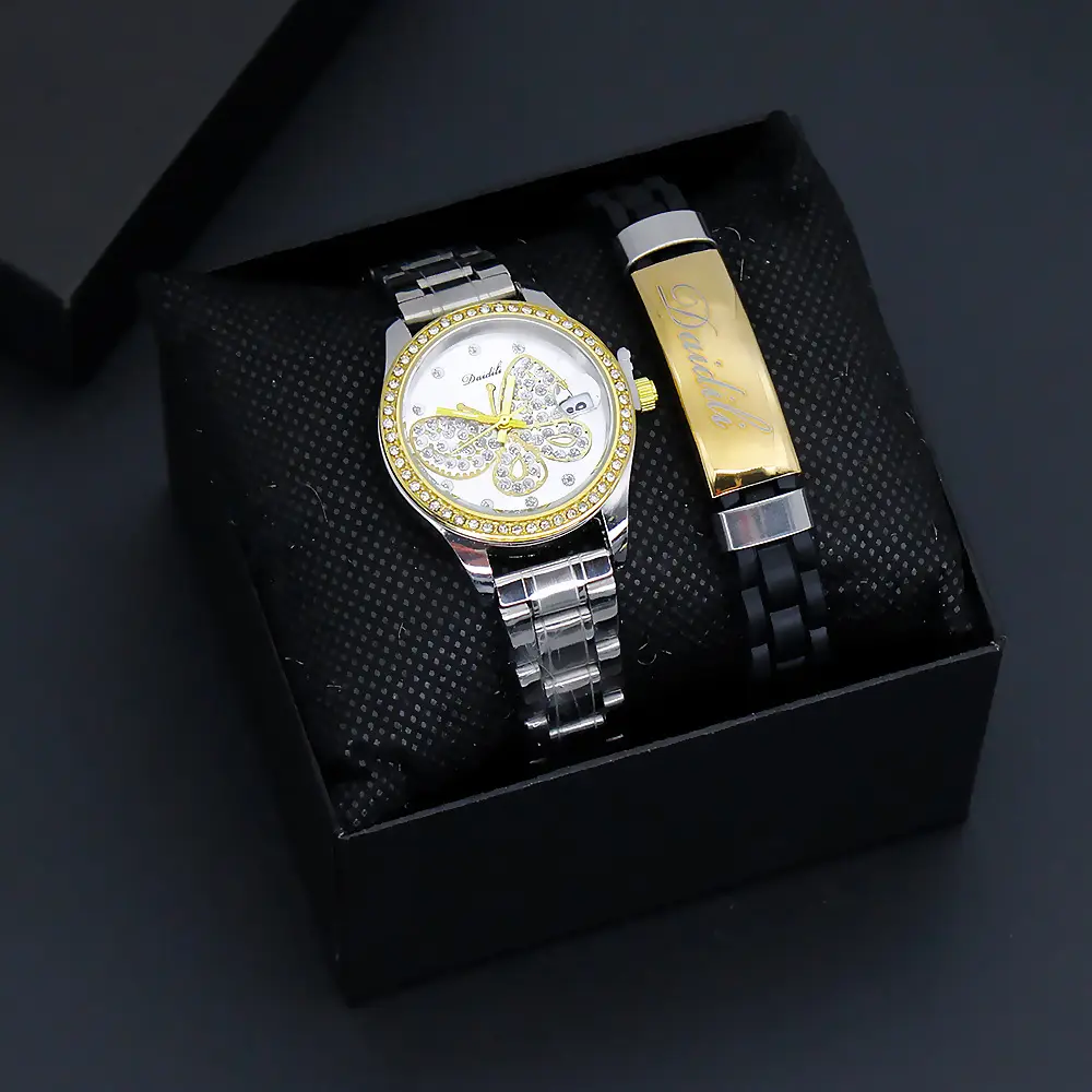 Women's Butterfly Design Quartz Watch Gold Bracelet — feature 11