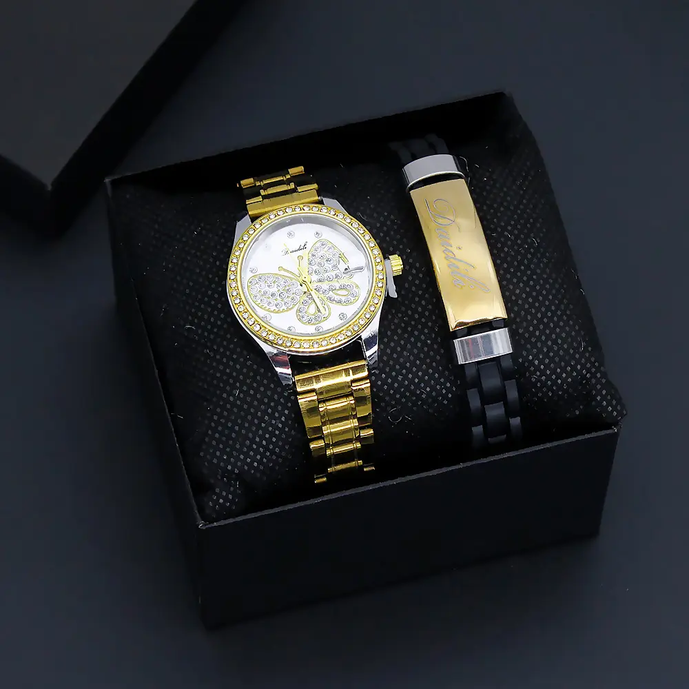 Women's Butterfly Design Quartz Watch Gold Bracelet — feature 7