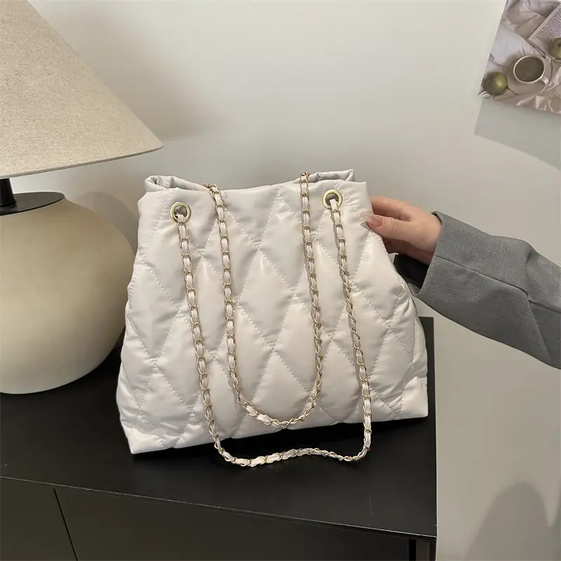 Brown Rhombic Quilted Shoulder Bag for Women - Image 5