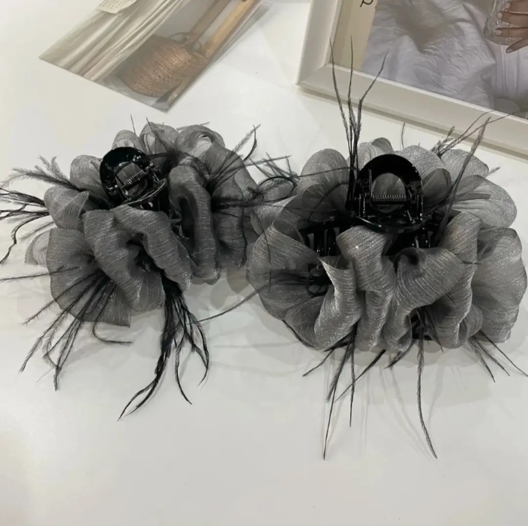 Sweet Feather Hairpin for Girls Winter Style — feature 16