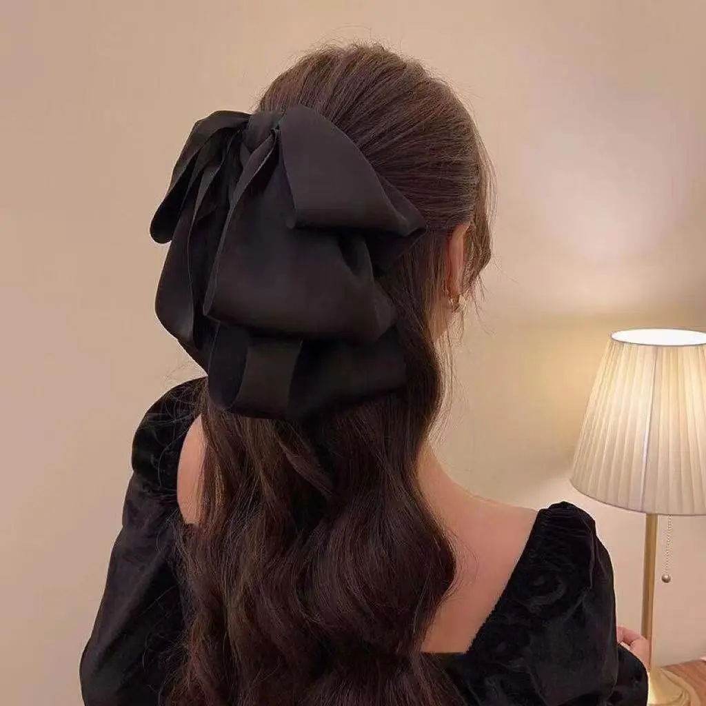 Sweet Feather Hairpin for Girls Winter Style