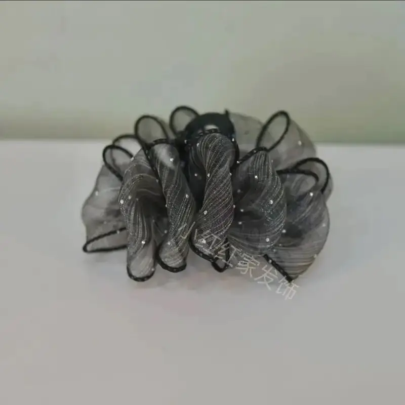 Sweet Feather Hairpin for Girls Winter Style