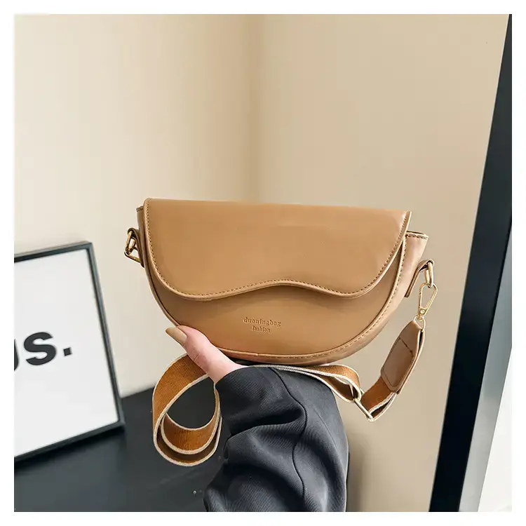Women's Brown Leather Shoulder Bag 2024 Winter New — feature 43
