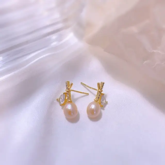 Water Drop Pearl Earrings Light Luxury 2024 - Image 2