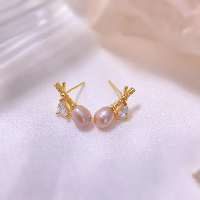 Water Drop Pearl Earrings Light Luxury 2024 - Image 3