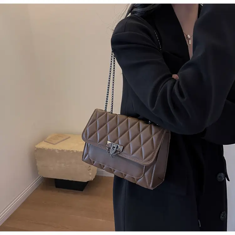 Pink Quilted Chain Messenger Bag for Women — feature 10