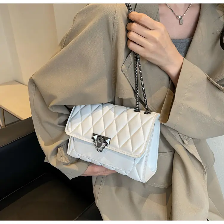Pink Quilted Chain Messenger Bag for Women — feature 13