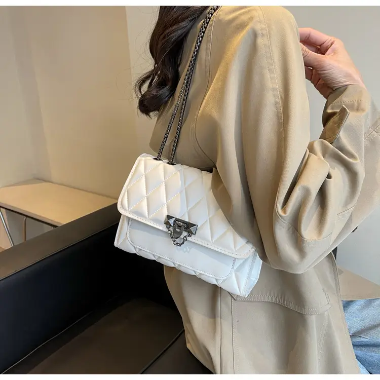 Pink Quilted Chain Messenger Bag for Women — feature 14