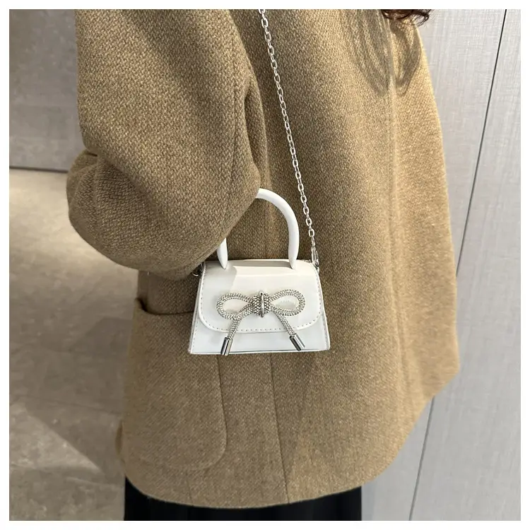 Candy Brown Bow Knot Patent Leather Shoulder Bag — feature 32