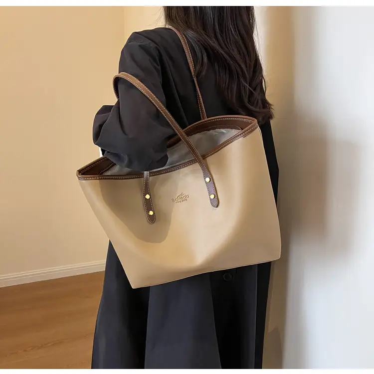 Black Women's Large Capacity Tote Bag 2026 — feature 20