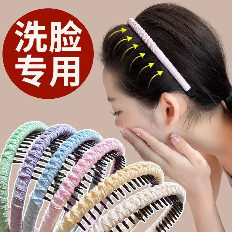 Women's Braided Skull Top Hairpin Headband with Teeth - Image 13