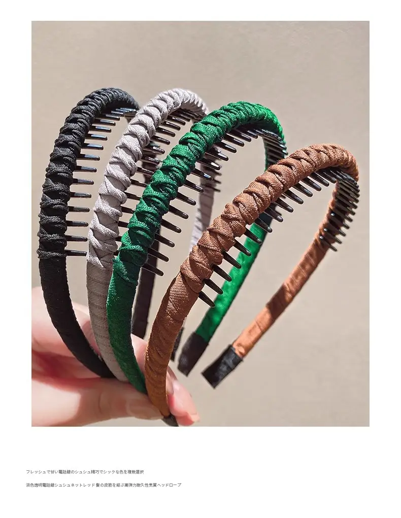 Women's Braided Skull Top Hairpin Headband with Teeth — feature 8