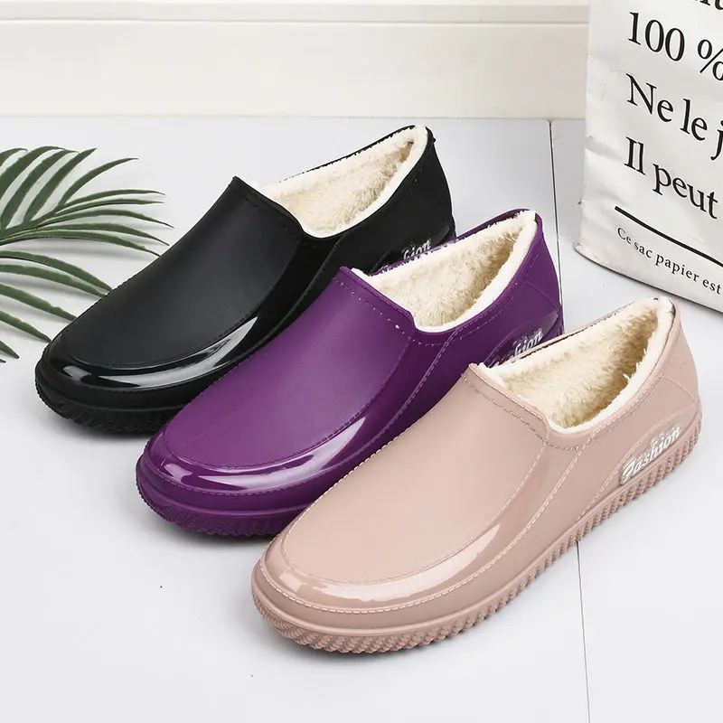 Women's low-top short low-cut rain boots waterproof integrated rubber shoes with fixed plush non-slip fashionable work rain boots - Image 10