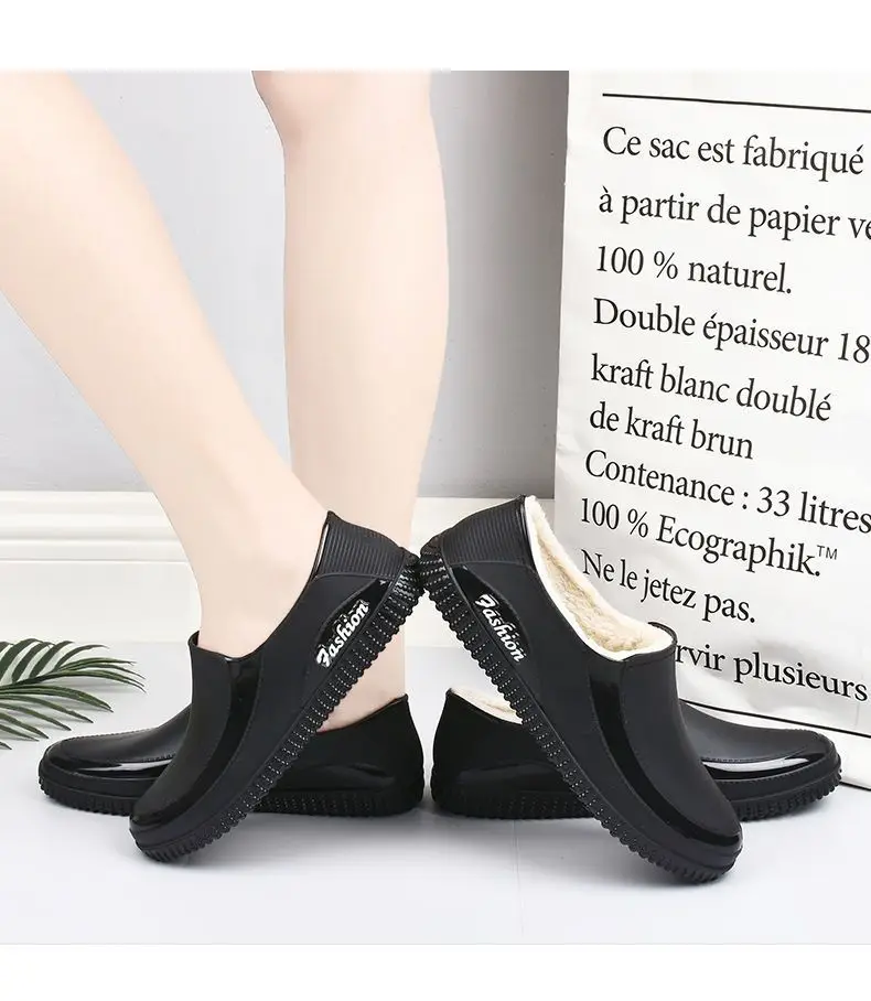 Women's low-top short low-cut rain boots waterproof integrated rubber shoes with fixed plush non-slip fashionable work rain boots — feature 21