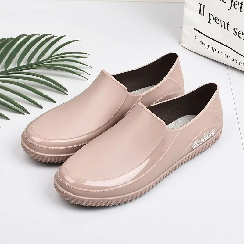 Women's low-top short low-cut rain boots waterproof integrated rubber shoes with fixed plush non-slip fashionable work rain boots - Image 2