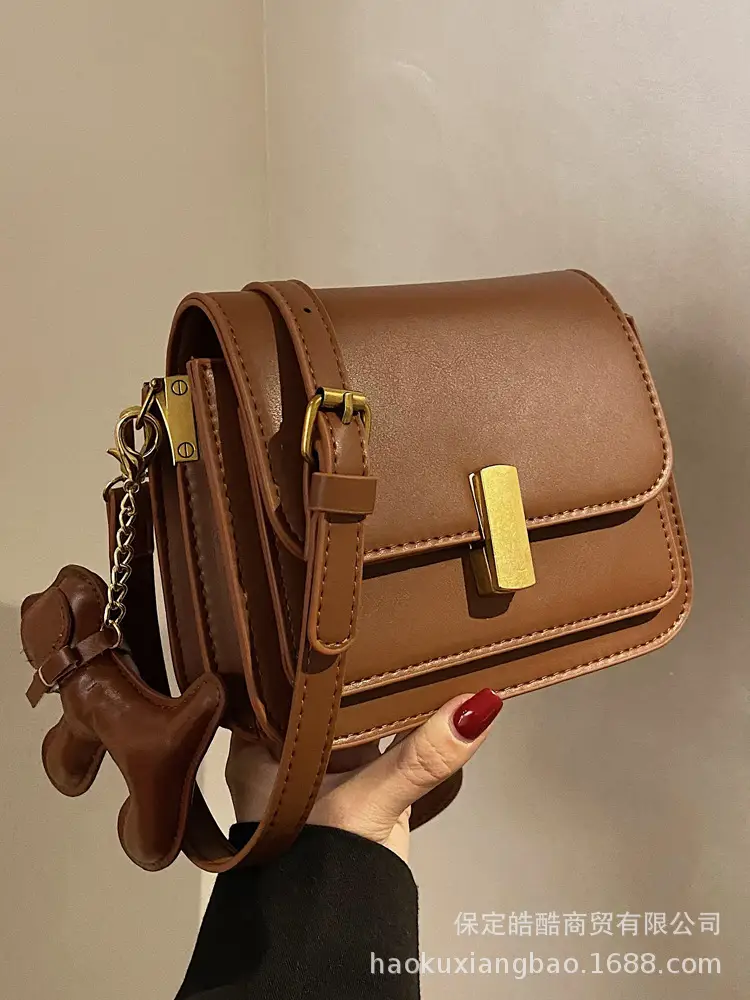 Women's White Rabbit Design Shoulder Bag 2023 - Image 11