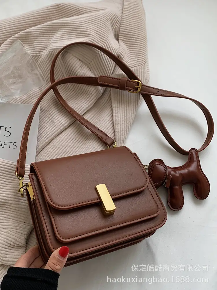 Women's White Rabbit Design Shoulder Bag 2023 - Image 12