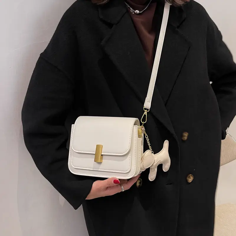 Women's White Rabbit Design Shoulder Bag 2023 - Image 4
