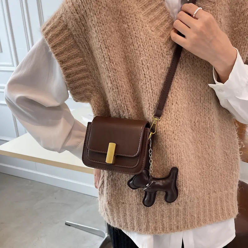 Women's White Rabbit Design Shoulder Bag 2023 - Image 6