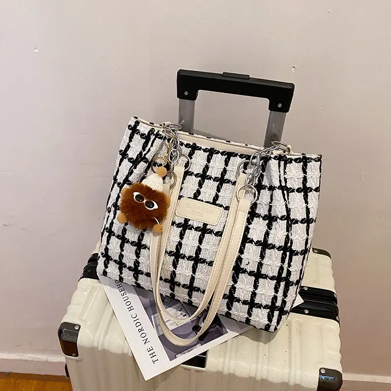 Korean Style Women's Large Capacity Tote Bag 2023 - Image 6