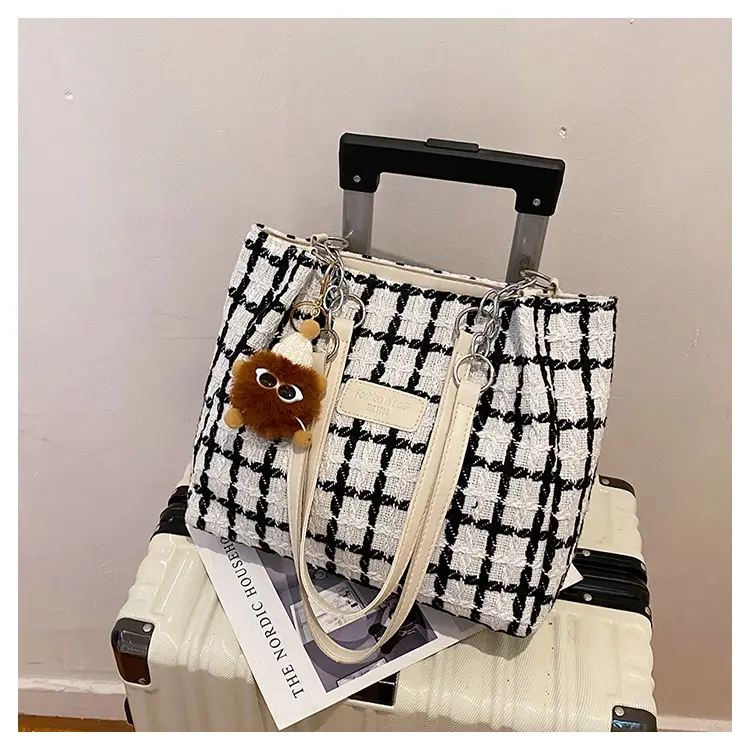 Korean Style Women's Large Capacity Tote Bag 2023 — feature 15