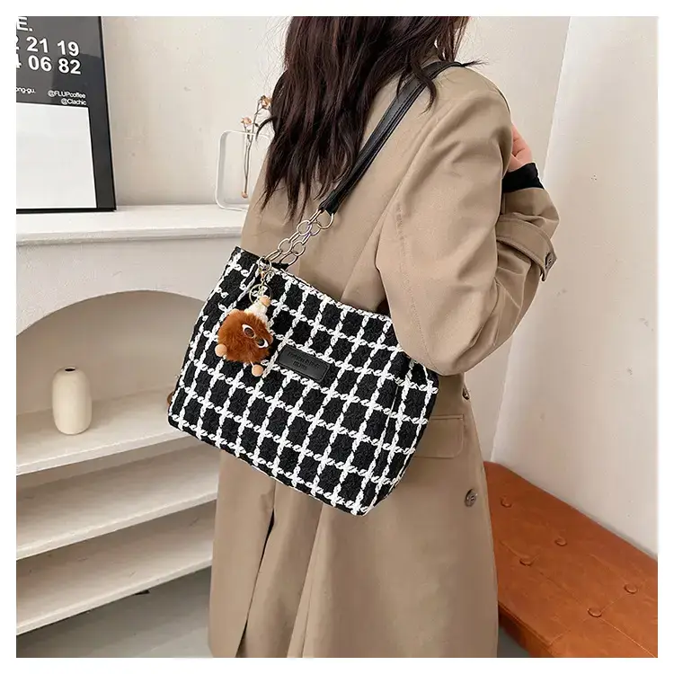 Women Plaid Woolen Shoulder Bag 2024 Winter — feature 15