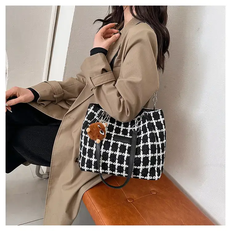 Women Plaid Woolen Shoulder Bag 2024 Winter — feature 17