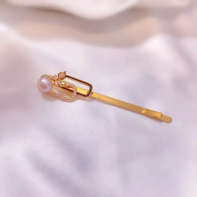 Japanese Butterfly Pearl Hairpin for Girls - Image 6