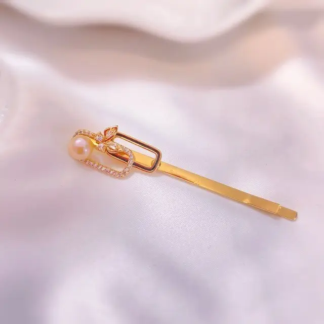 Japanese Butterfly Pearl Hairpin for Girls - Image 2